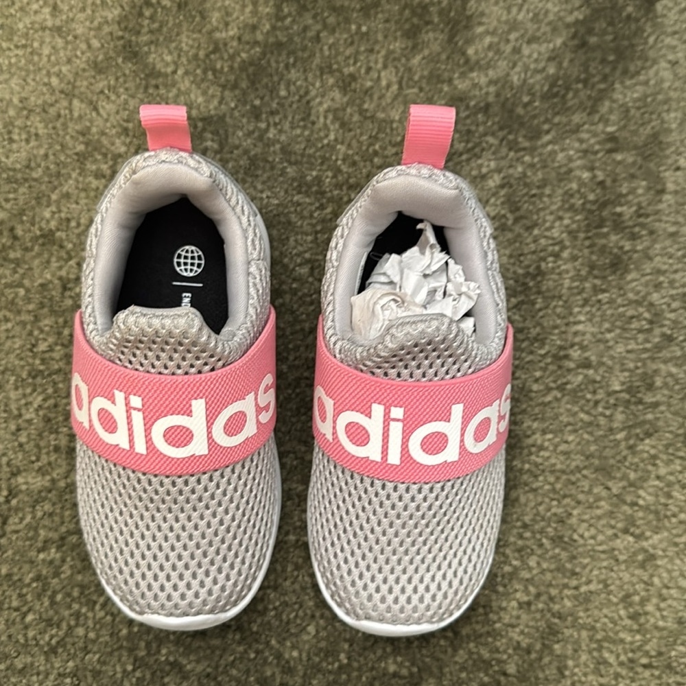 Toddler shoes NWOT. - Picture 4 of 4